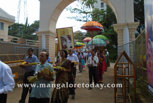 Monthi Festh in mangaluru 1